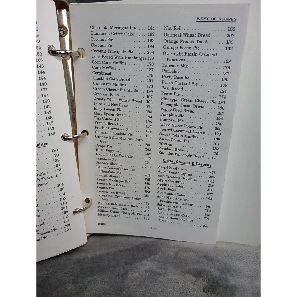Favorite Recipes of The Tom Snyder Family Cookbook, Snyder Farm Trinity, NC 1994